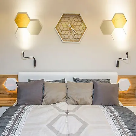 Hexagon Budapest